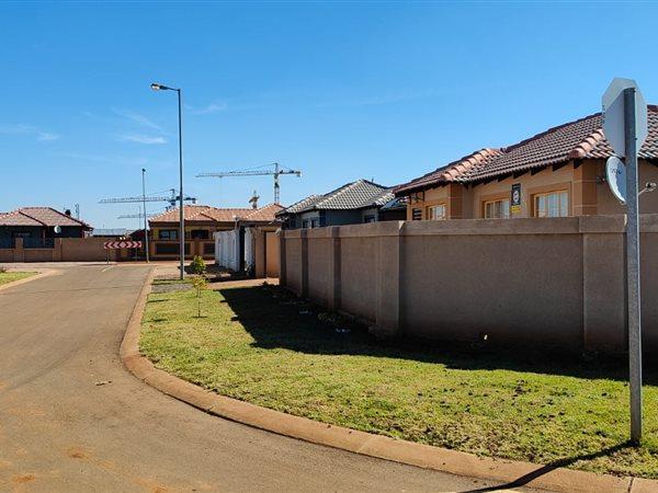 2 Bedroom Property for Sale in Bergsig Western Cape